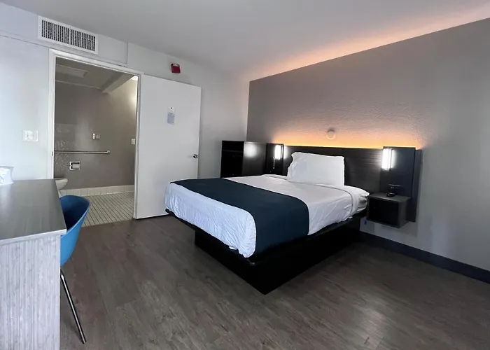 Motel 6-Bakersfield, Ca - South