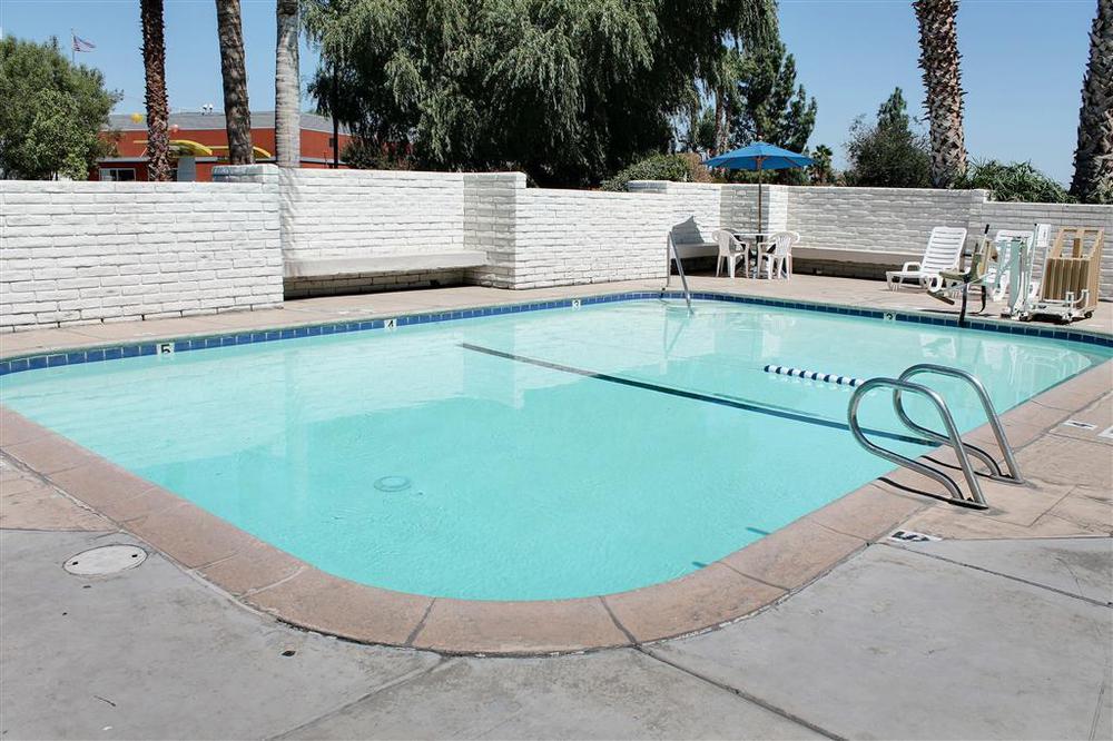 Hotel 6-bakersfield, Ca - South