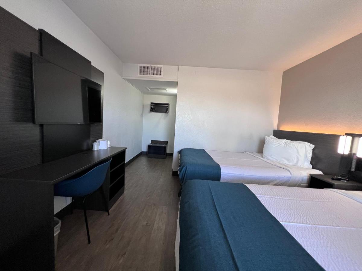 Hotel 6-bakersfield, Ca - South
